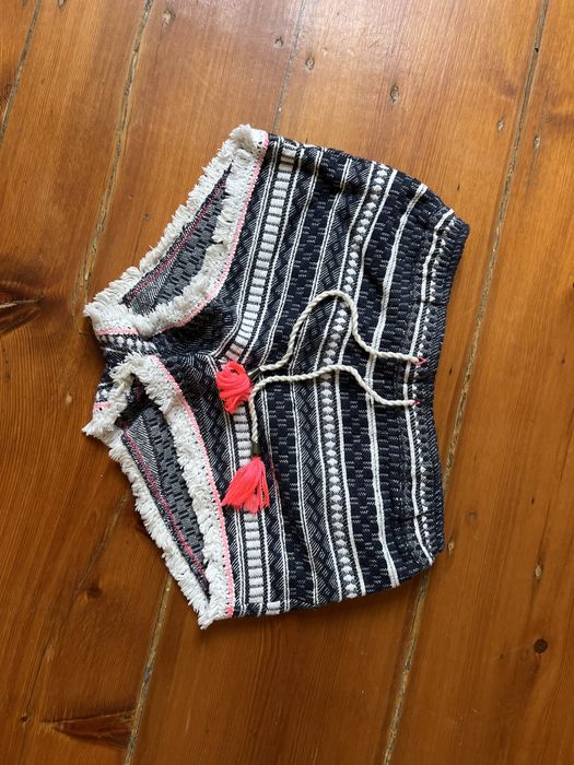 Calções marca Mango, tamanho S (12/14)