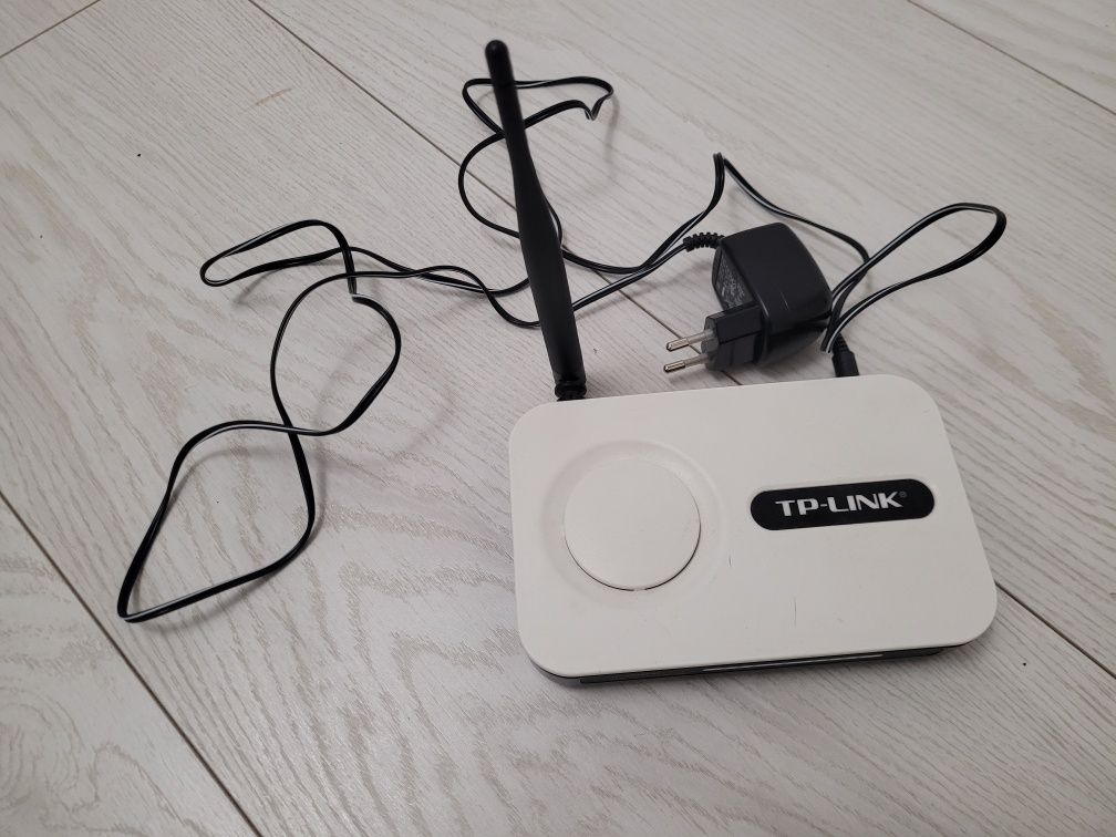Router TP-link w bardzo dobrym stanie
