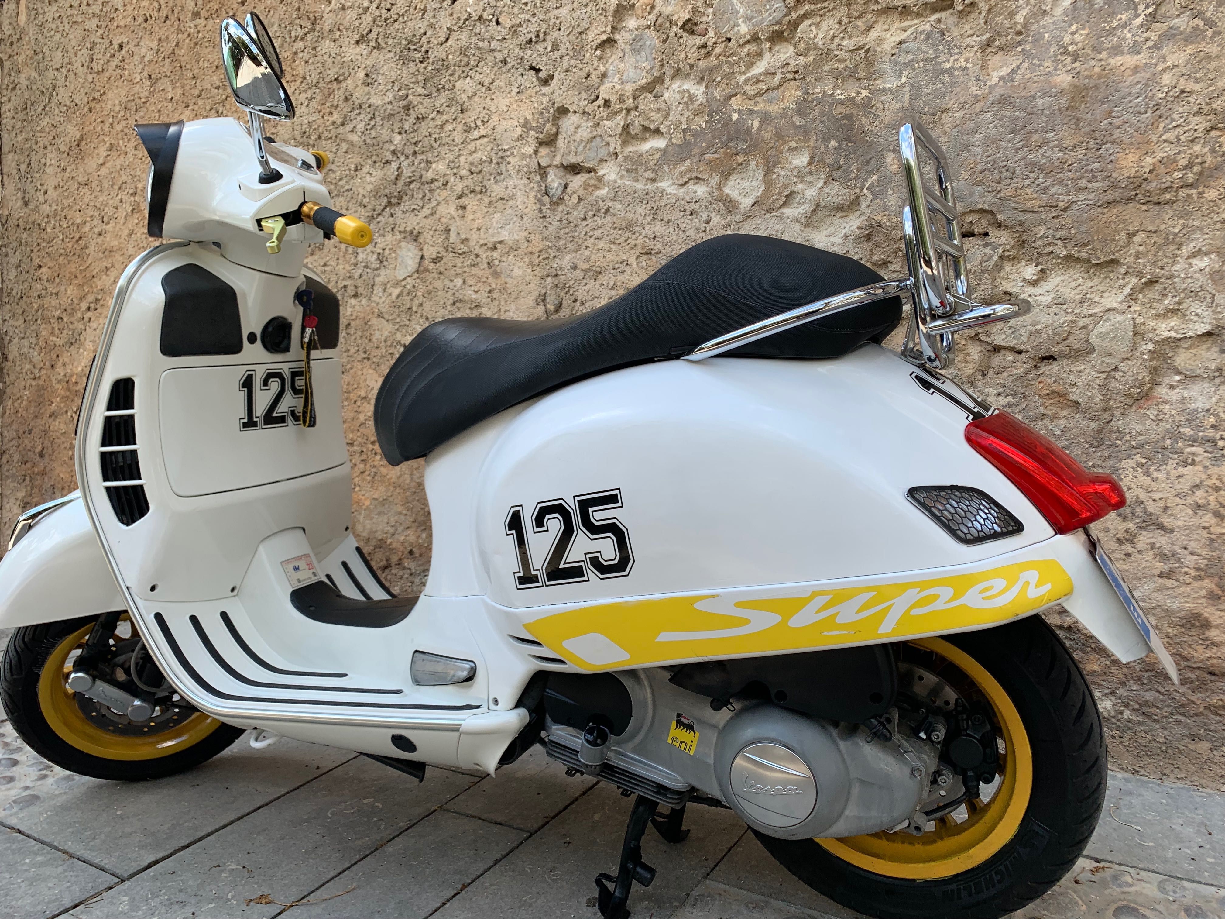 VESPA  GTS 300 Supra