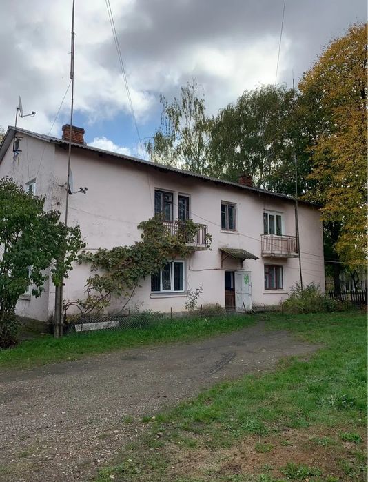 Продаж квартири  смт.Глибока