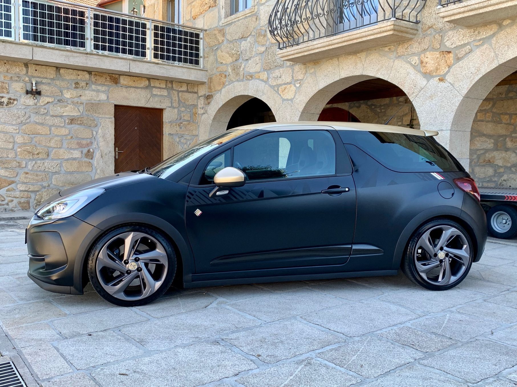 DS DS3 THP 208 Start & Stop PERFORMANCE Black Special