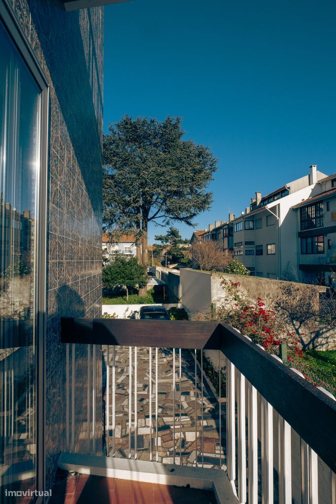 Apartamento T1 com duas varandas, mobilado, Bairro Gulbenkian, Aveiro