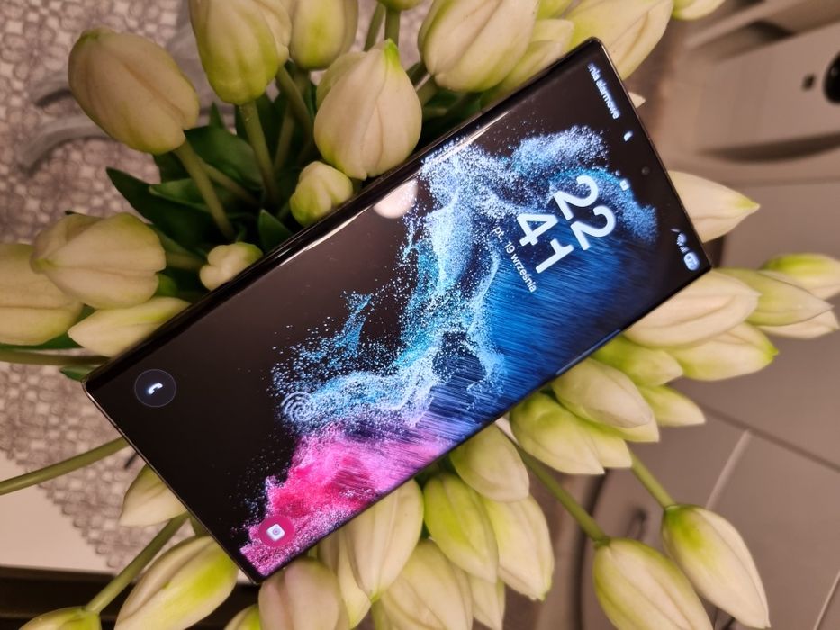 SAMSUNG Galaxy S22 Ultra 5G 8/128GB 6.8" 120 Hz  Rezerwacja
