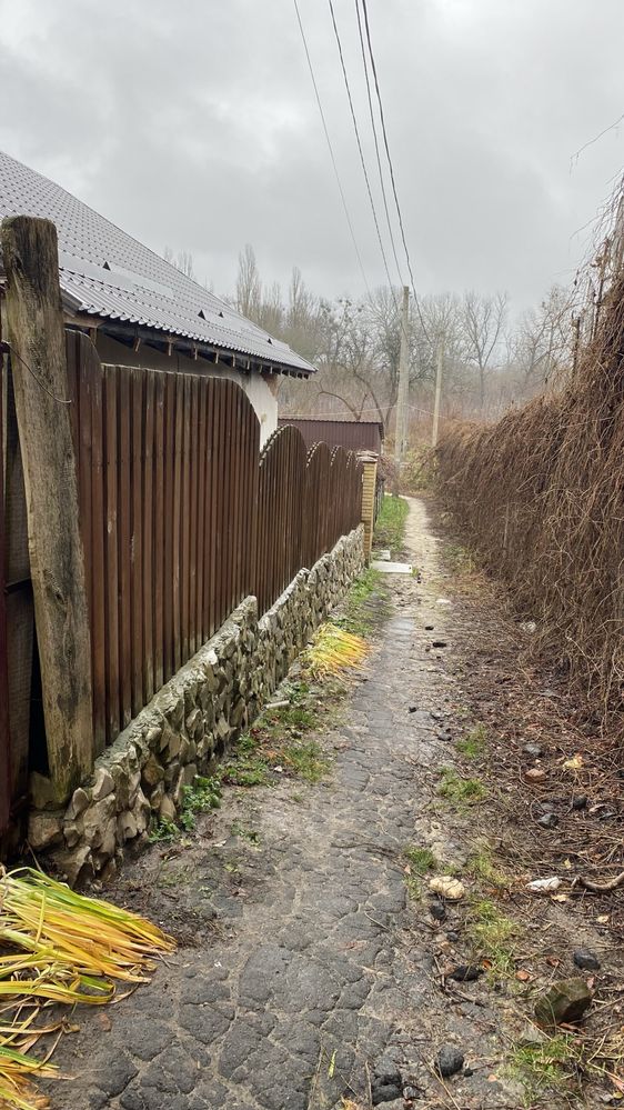 Ділянка біля парку Кожедуба