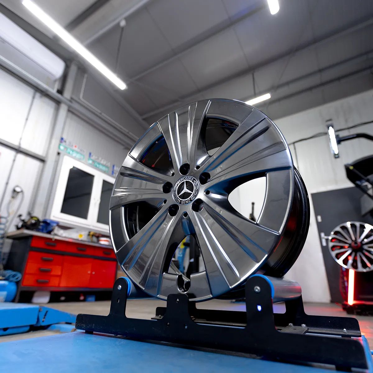 DEMO ORYGINALNE Felgi aluminiowe Mercedes 18" A B C E-klasa Viano Vito