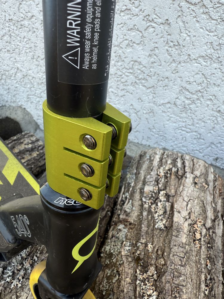 Трюковий самокат Globber Stunt GS 540 – майже новий
