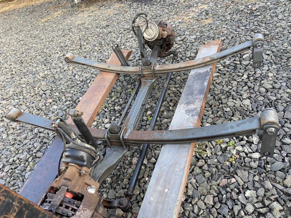 Передня вісь/балка Мерседес Атего 1224