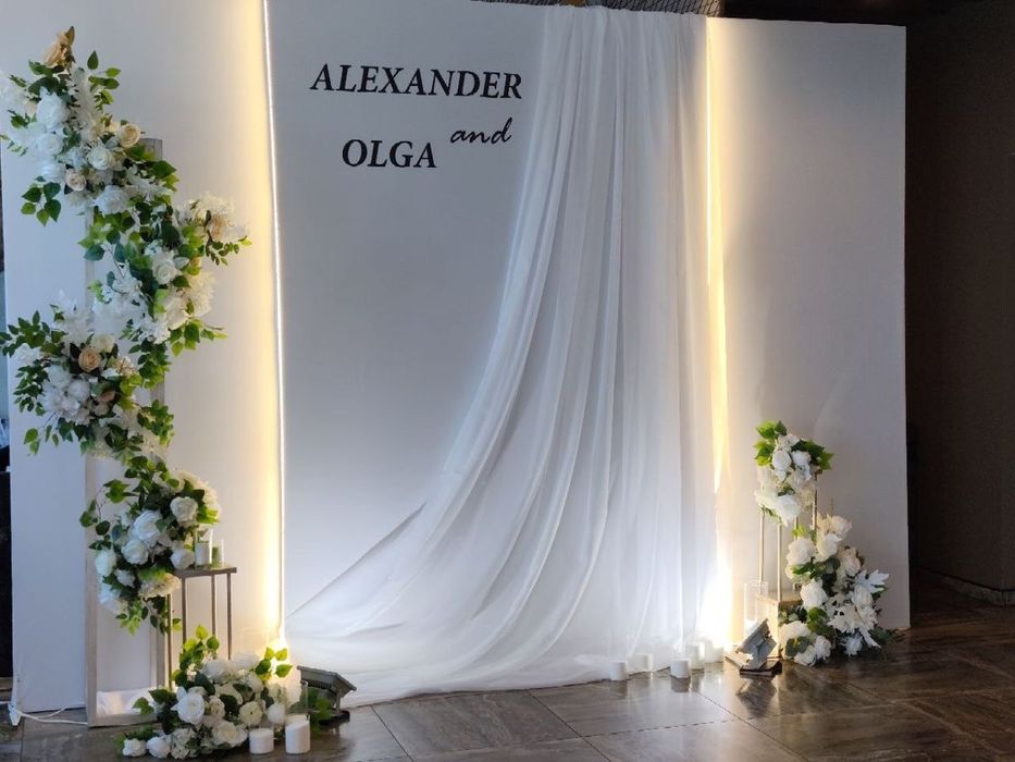 Весільна арка,фотозона квіти