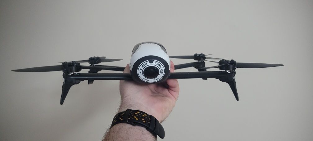 Dron bebop 2 + akcesoria