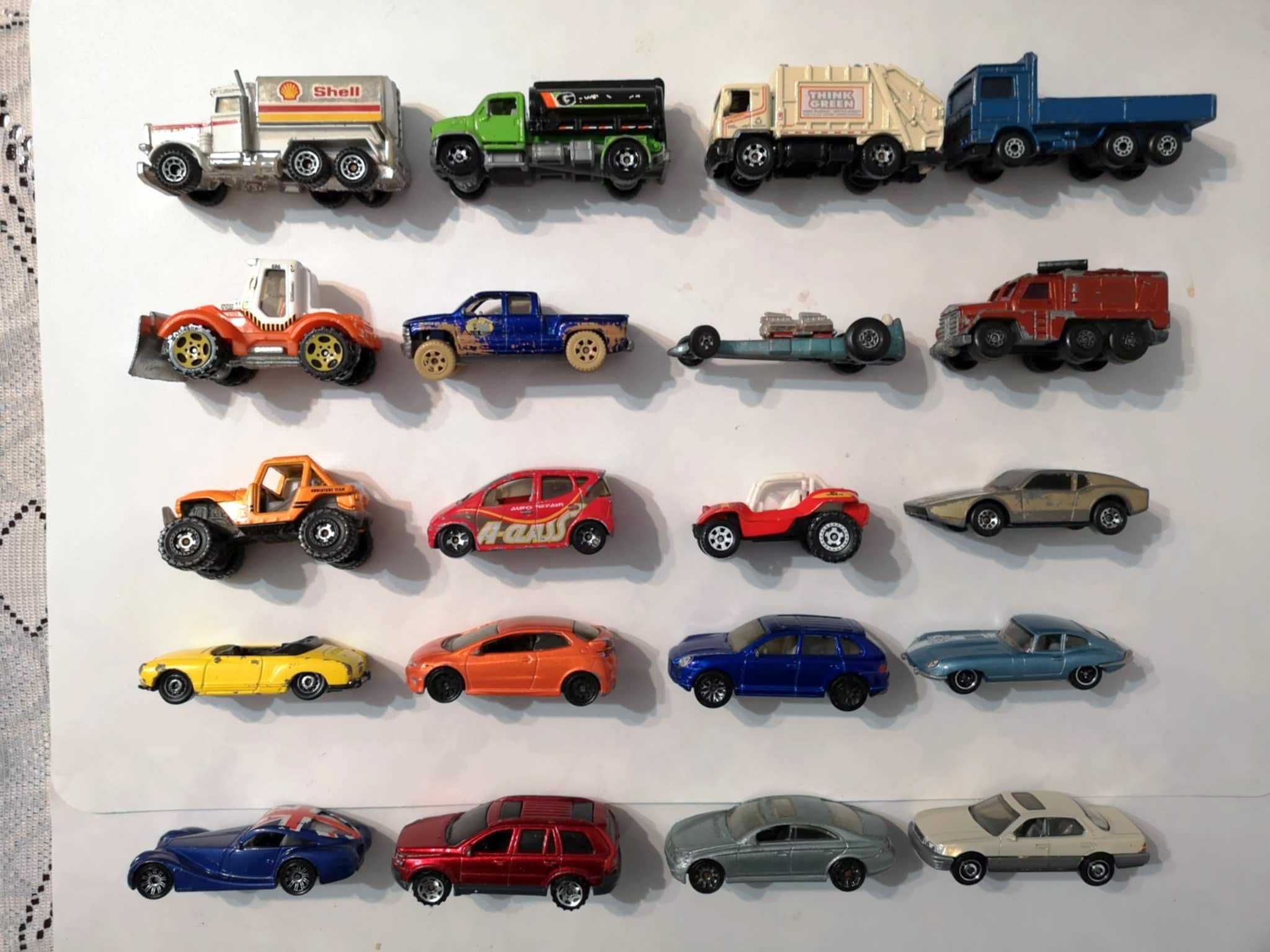 Starsze modele autek matchbox