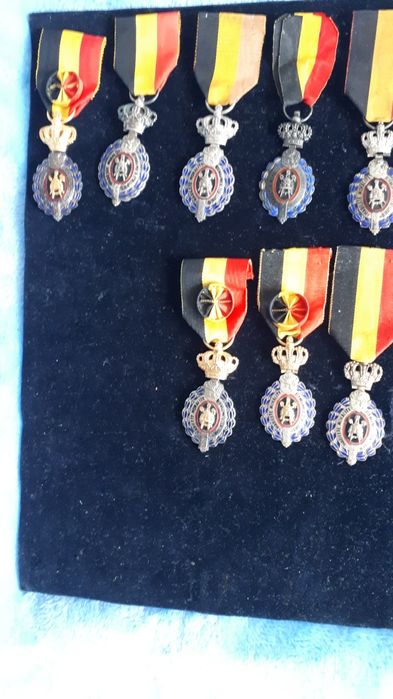 Różne odznaczenia niemieckie belgijskie ,