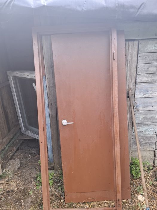 Okna 1.20 na 80cm dwie sztuki jedno otwierane drugie nie