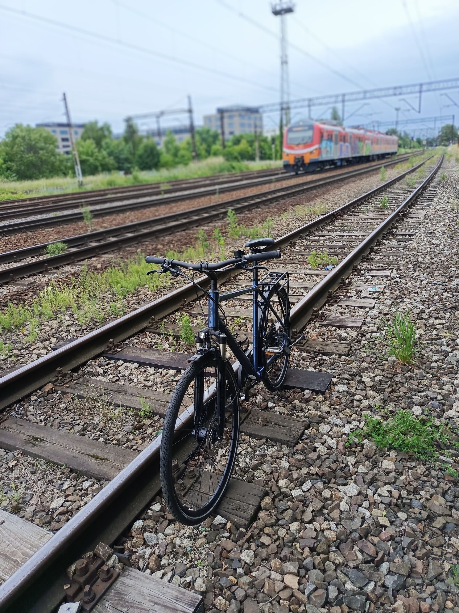 Rower trekkingowy KTM • SRAM • dynamo • hamulce hydrauliczne Shimano