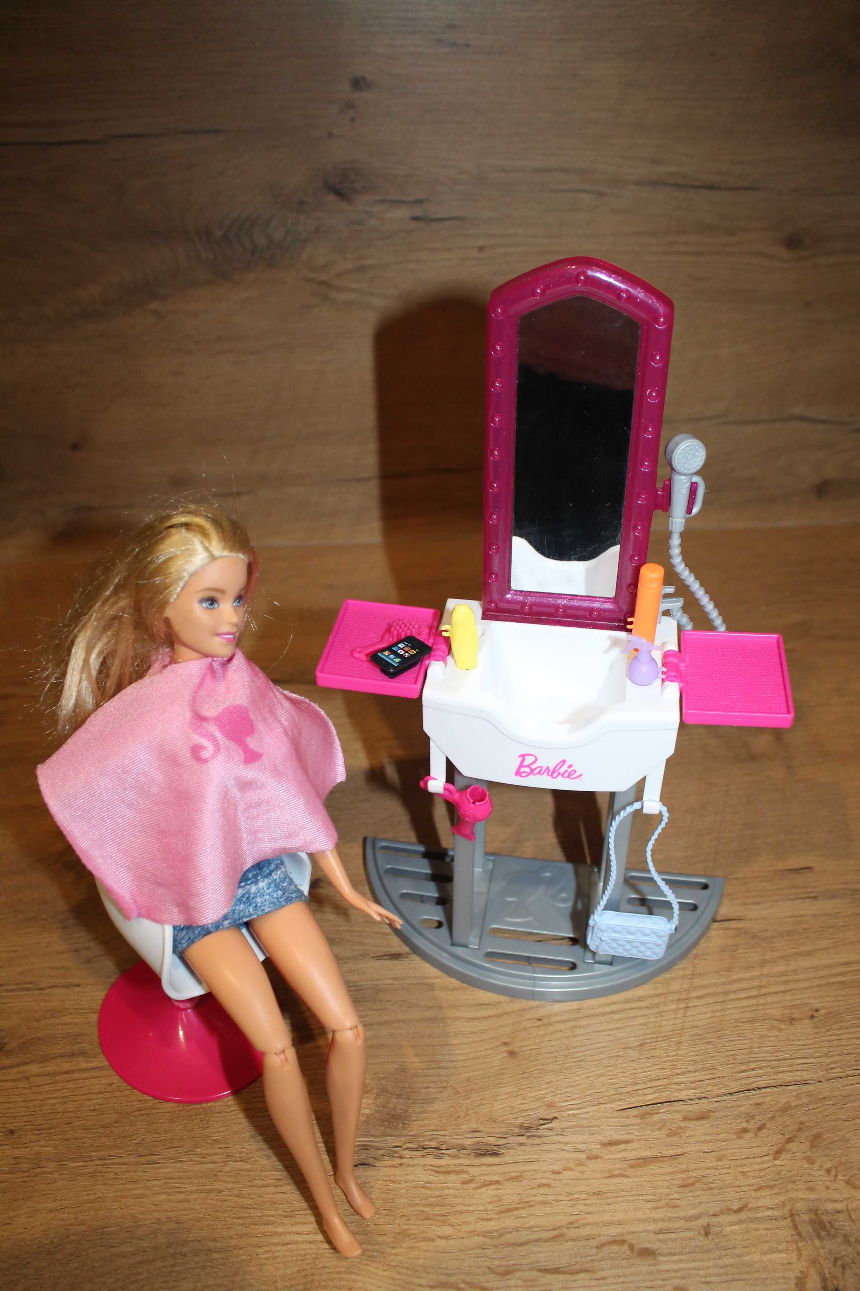 Barbie- salon fryzjerski