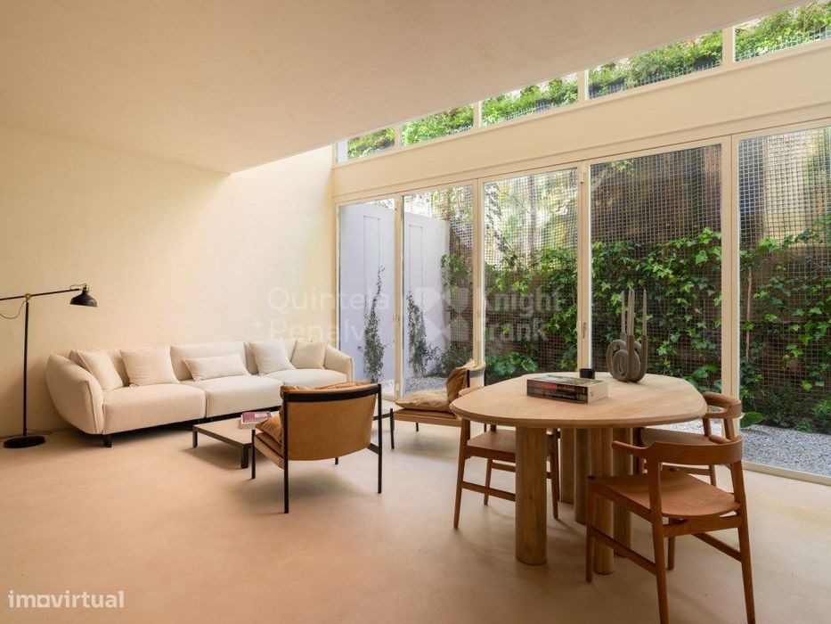 Moradia T3+1 contemporânea, pátio privado, Marvila, Lisboa