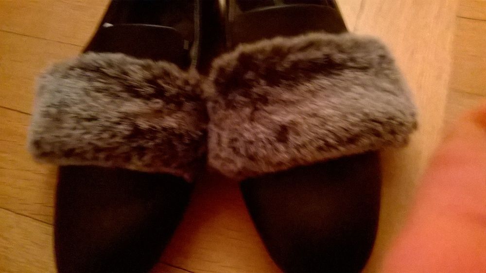 ZARA lordsy czarne mokasyny z futerkiem futerko 37 NOWE