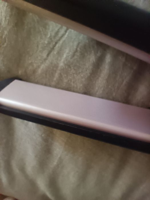 Prancha alisadora Philips - Nova