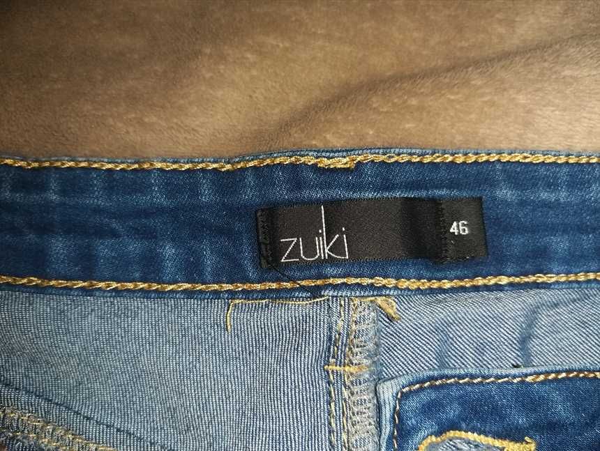 Bardzo Krótkie Spodenki Jeans