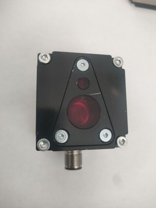 czujnik fotoelektryczny Senstronic E62T3L00Q52104ML