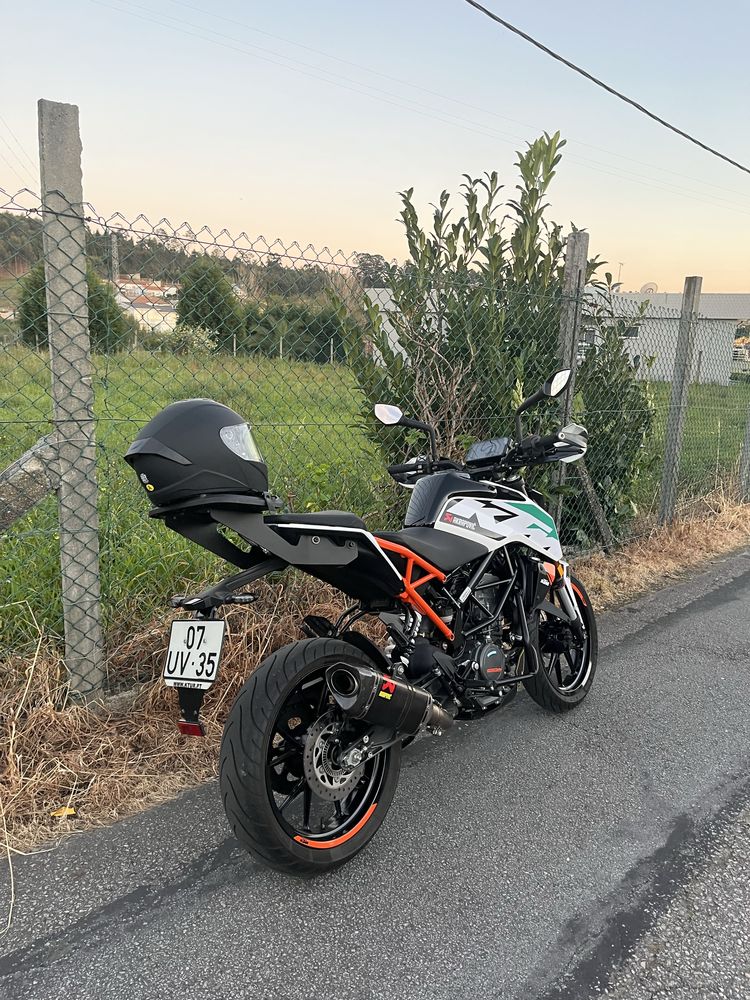 Ktm duke 125 + extras