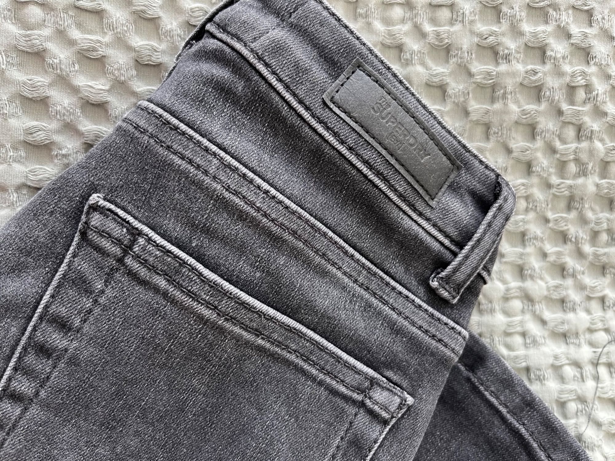 Jeansy_Superdry_24/30