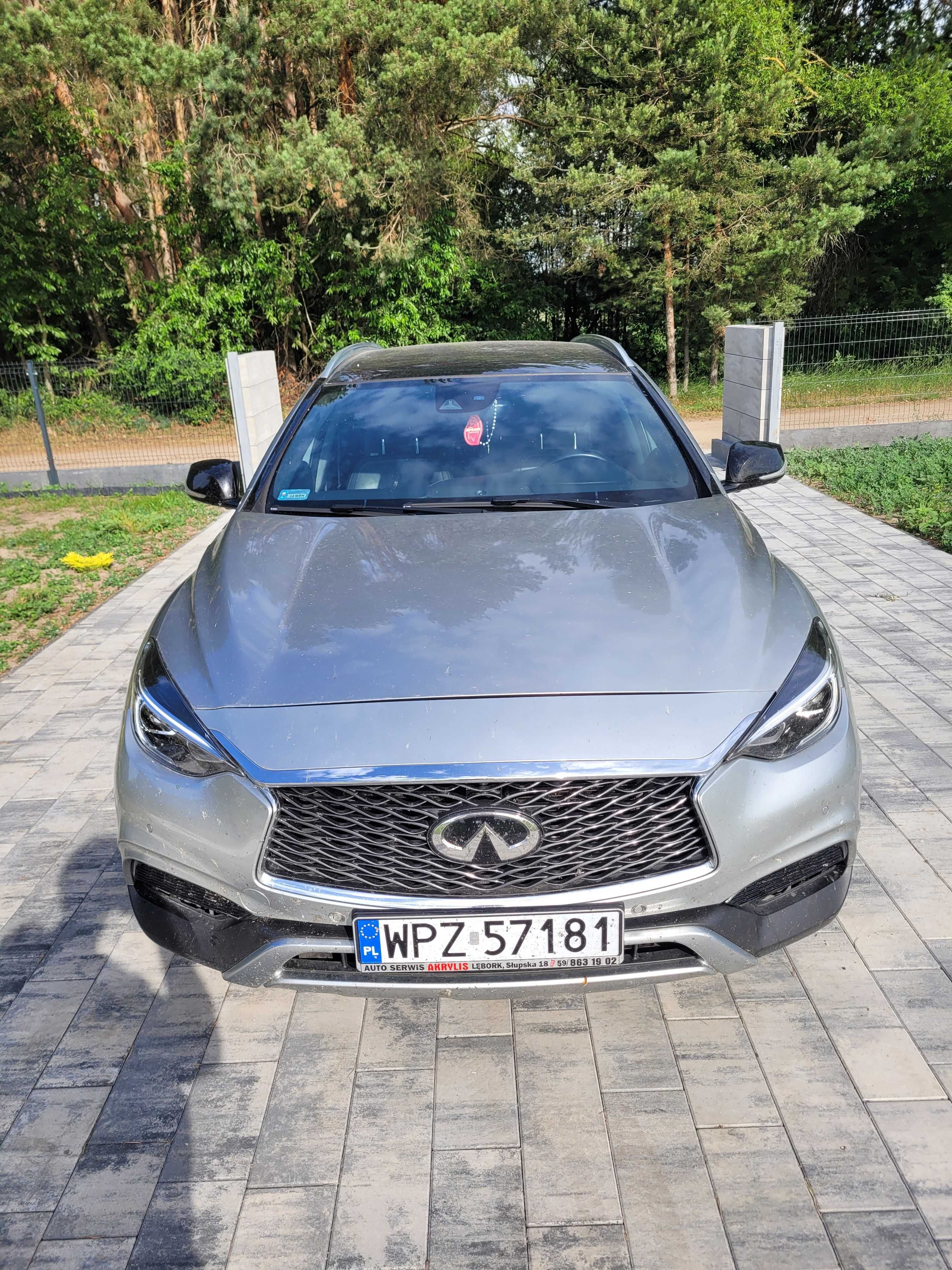 Infiniti qx30, polski salon