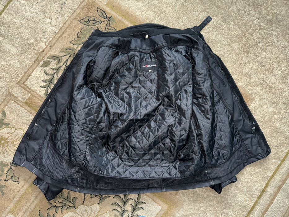 Мотокуртка Limitless з захистом спини, плеч, ліктів. Розмір L.