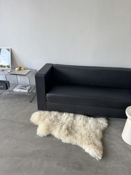 Чорний диван Одеса самовивіз