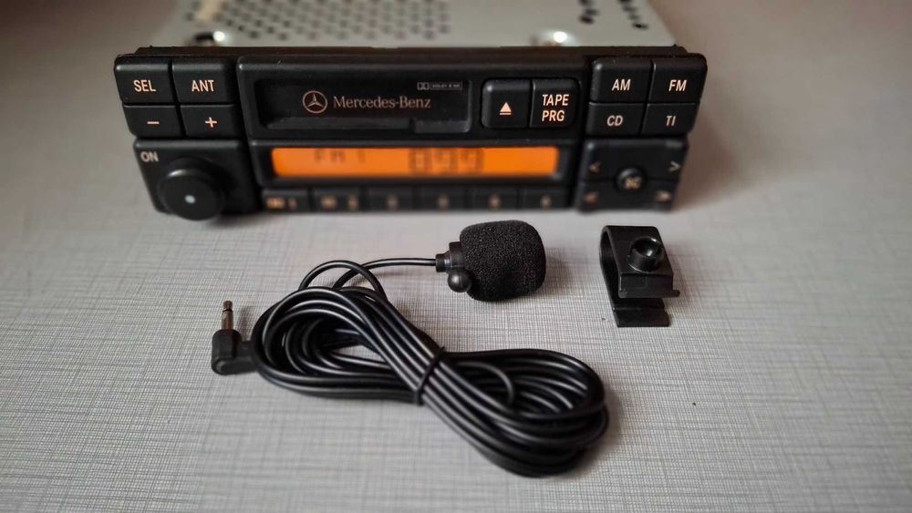 Mercedes магнітола Exquisit з Bluetooth