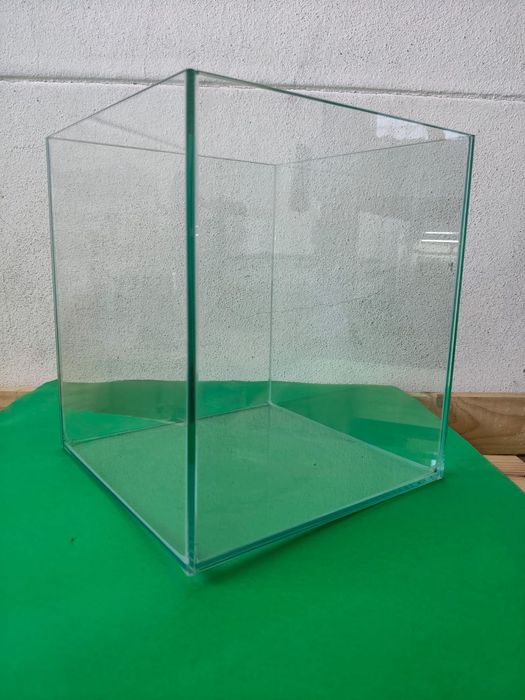 Aquário cubos 28/25/25
