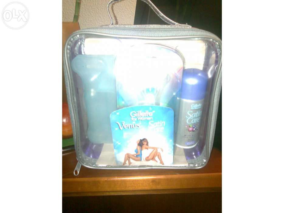 Pack Gillete senhora maquinas venus com gel e necessair