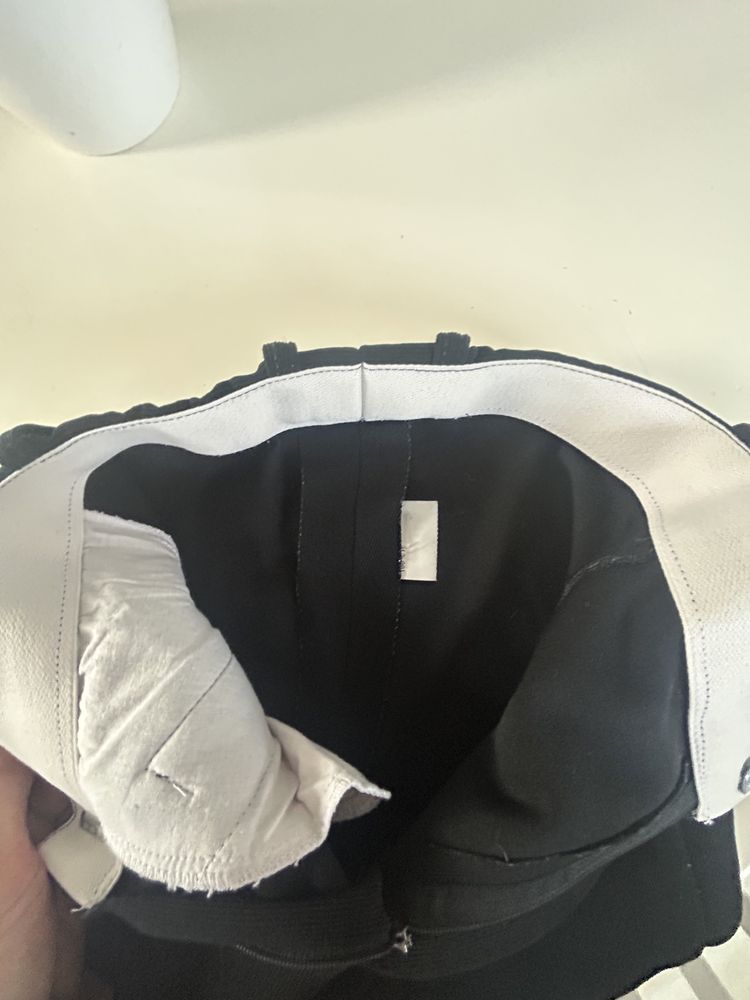 Bryczesy 152 cm czarne spodnie jeździeckie