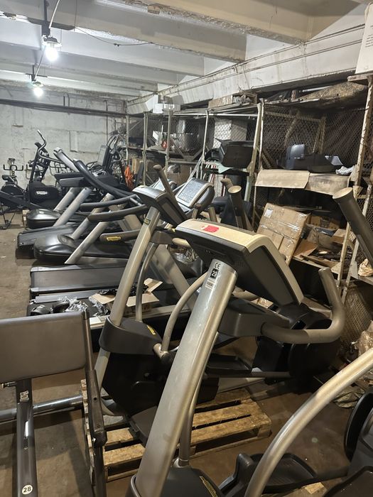 Орбитрек,беговые дорожки, велотренажеры Technogym,life fitness, Precor