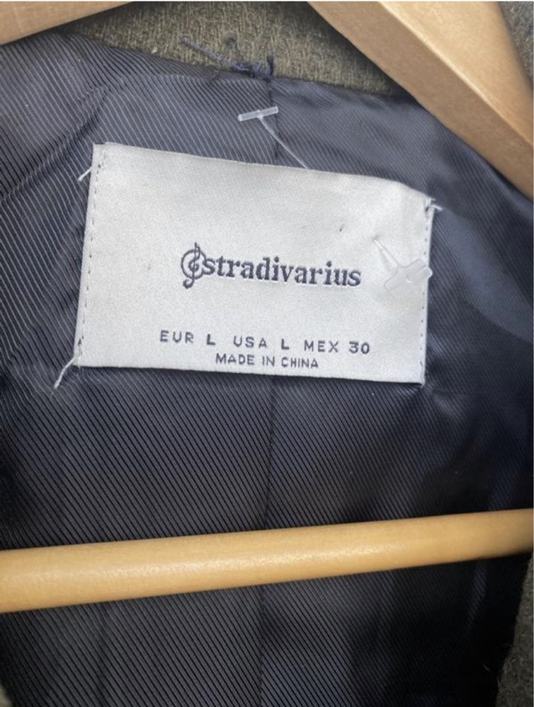 СКИДКА !Новое! Стильное пальто Stradivarius