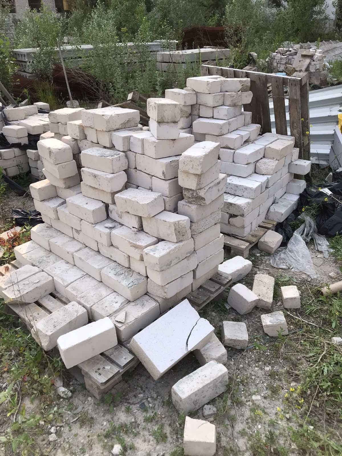 Кирпич силикатный полуторный М-150/ Цегла сілікатна. Б/У