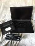 Laptop Dell Latitude E7470 i stacja dokująca