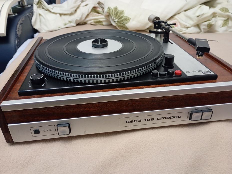 Вега 106 стерео.програвач.
