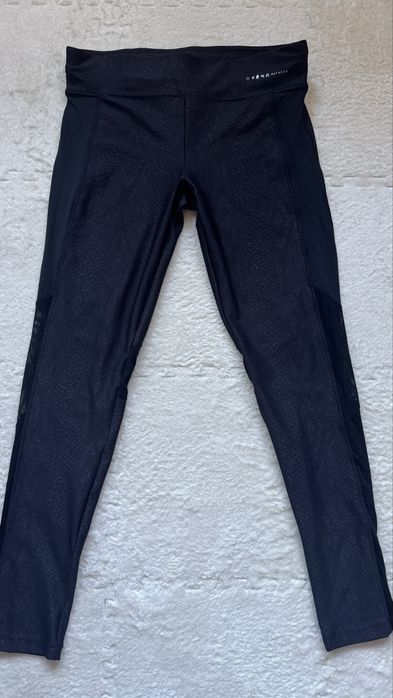 Спортивні лосини Oysho