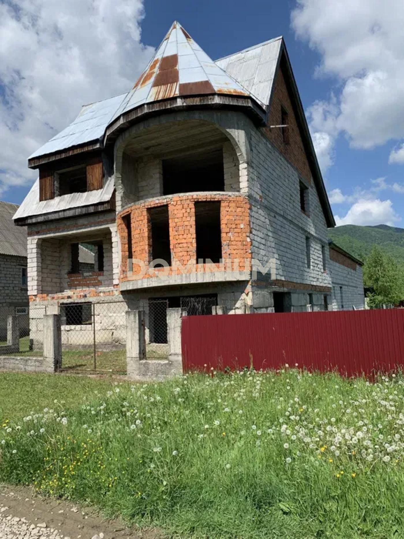 Продається новобудова у с. Іза, вул. Возєднання