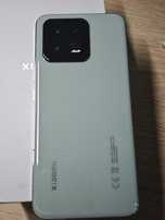 Телефон Xiaomi Mi 13, не iPhone  і не Samsung а чисто Xiaomi global