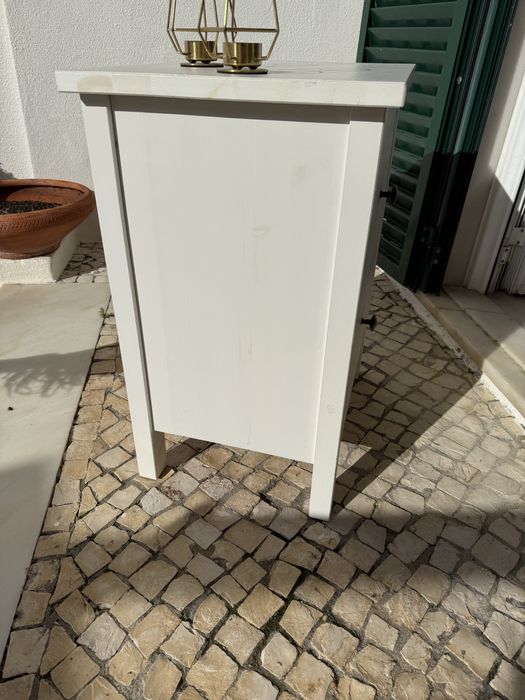 HEMNES | Mesinha de cabeceira - IKEA