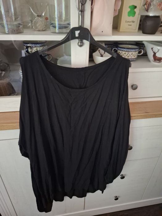 Czarna bluzka luźna odkryte ramiona 40 42 44
