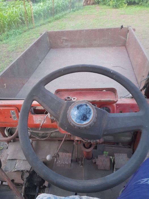 Продам трактор Т 16, на ходу