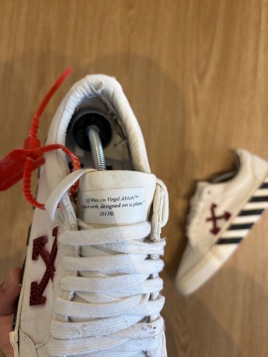 Off-White Vulcanized Low