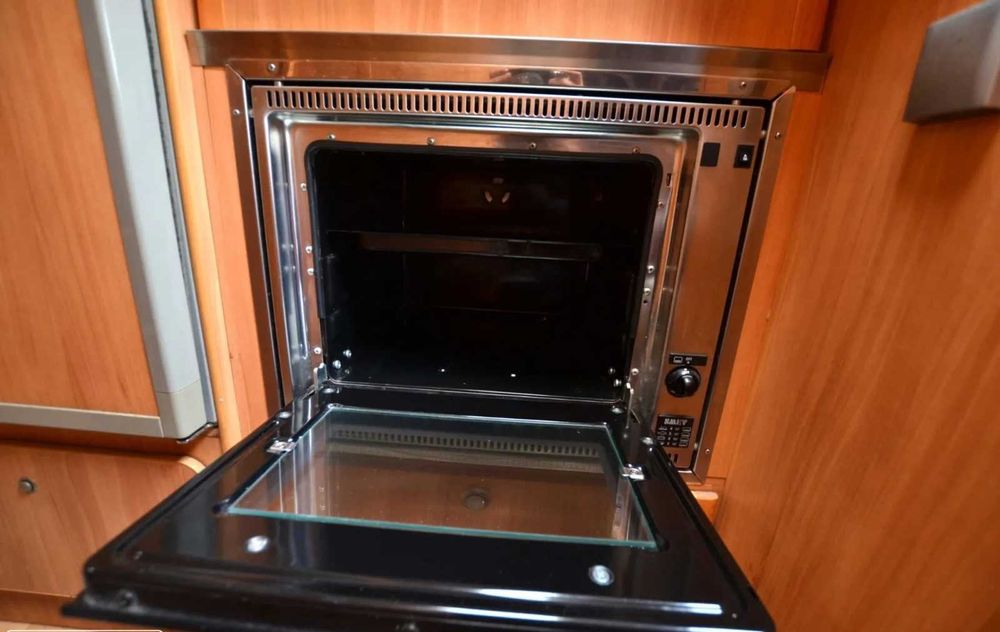 Autocaravana Adria Adriatik Muito Estimada