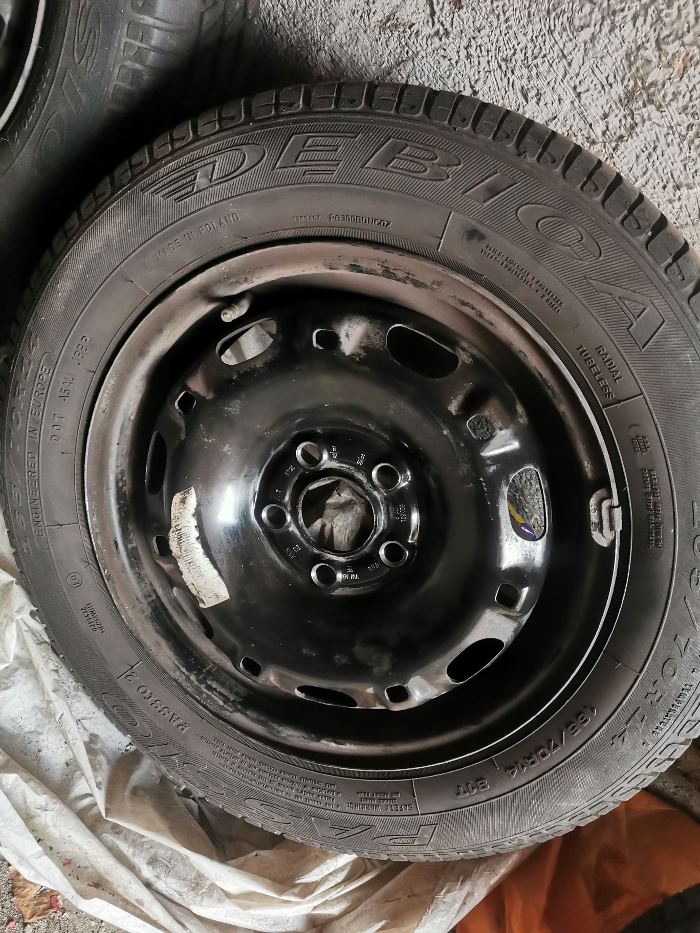 Koła VW polo 5j14 et35 165/70 r 14