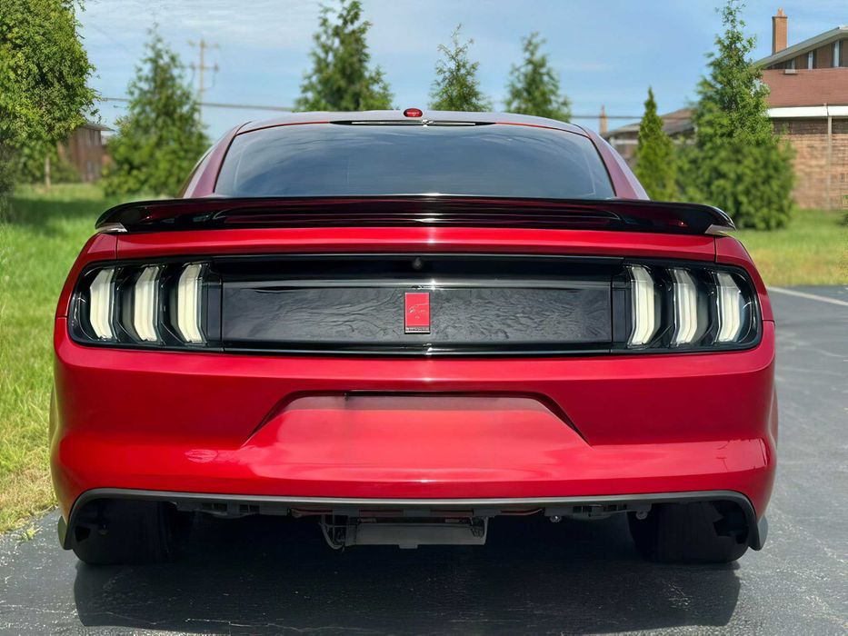 Ford Mustang GT      2015