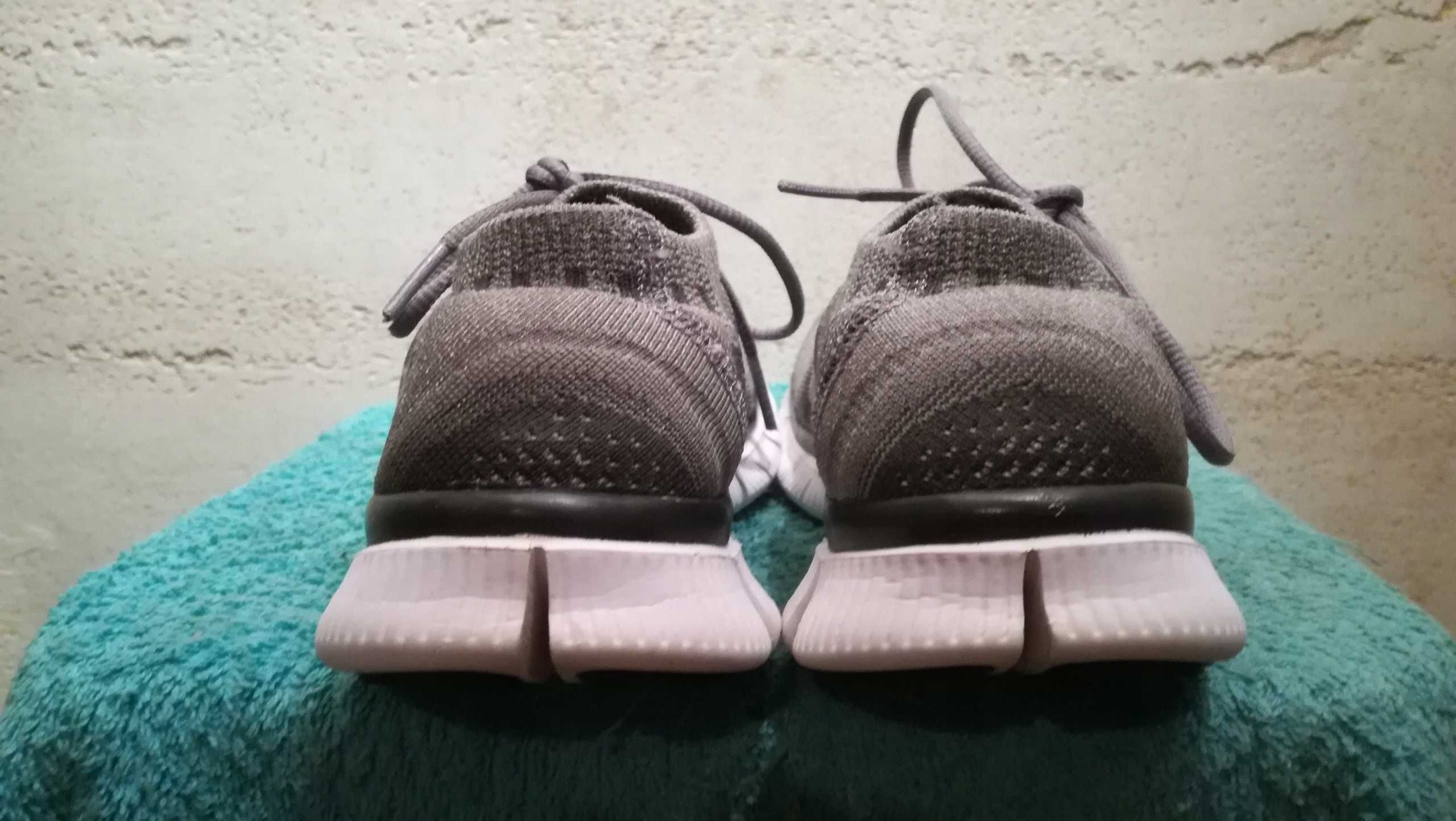 Buty do biegania NIKE FREE 5.0 FLYKNIT+ r.38 stan bardzo dobry