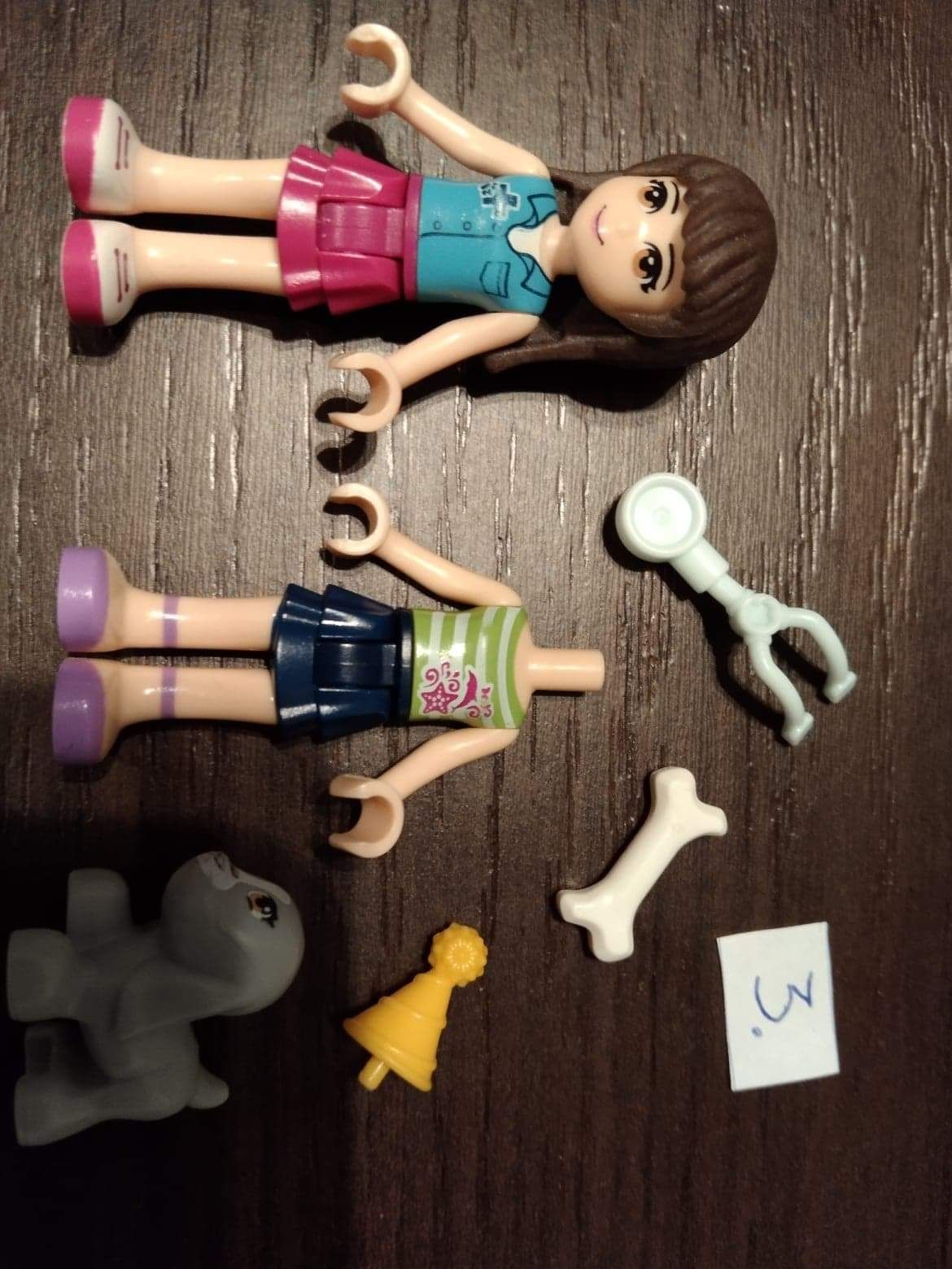 Lego Friends minifigurki ludziki z dodatkami