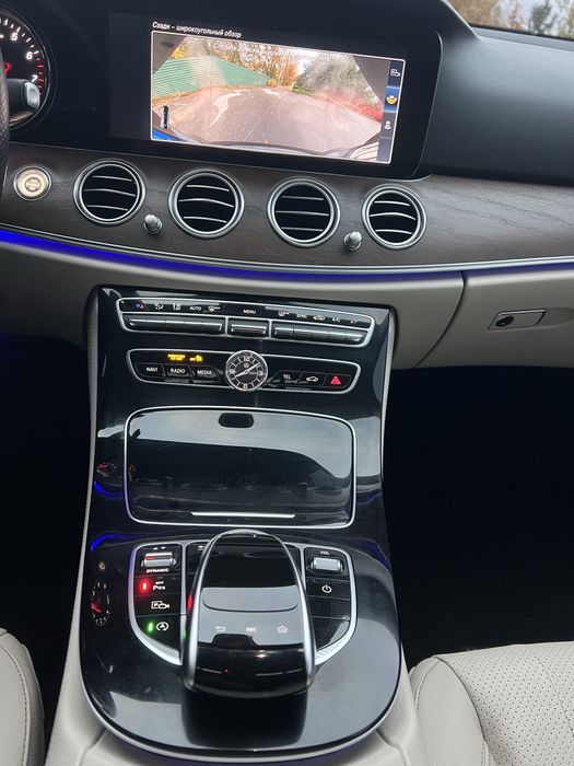 Продам Mercedes-Benz E300